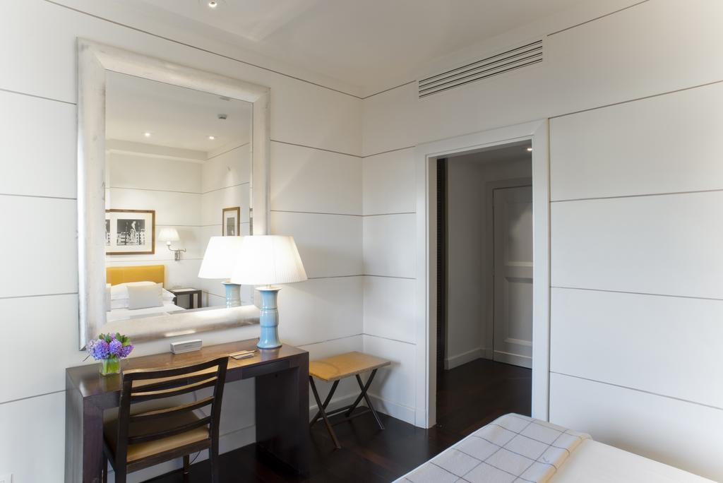 Gallery Hotel Art - Lungarno Collection Florenz Exterior foto